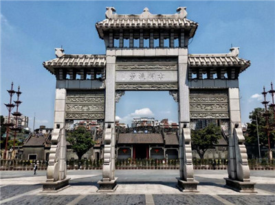 探索深圳模特行业的高端经纪人 探索深圳模特行业的高端经纪人